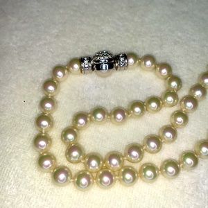 🔥VTG Christian Dior RARE Luxury Faux Pearls Double Sided w/Diamonds Snap Clasp